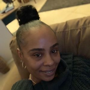 Meet your Posher, Stacey